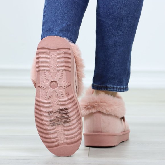 Faux Pink Suede Fuzzy Warm Ankle Booties Super Cozy Fully Lined - Picture 11 of 13